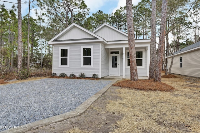 view of front of house featuring a porch