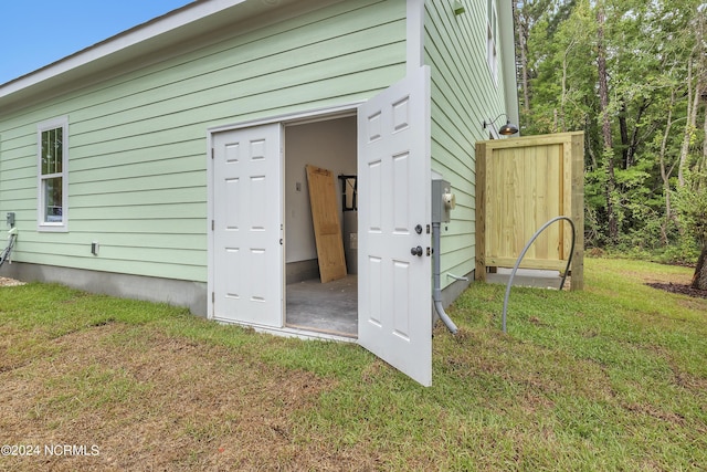 view of outbuilding