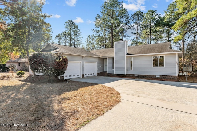 view of front facade featuring a garage