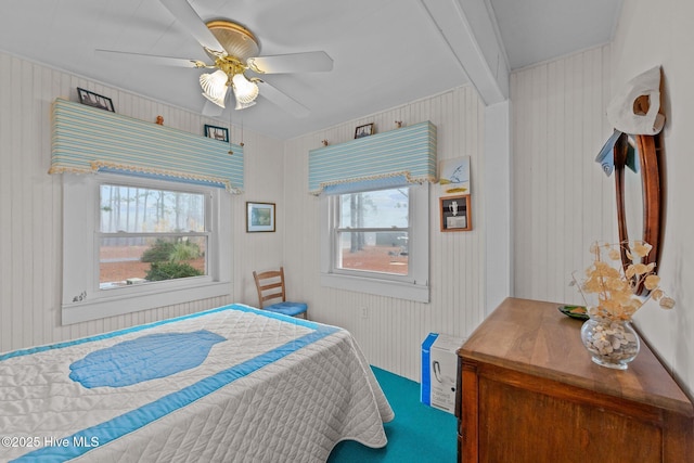 bedroom with ceiling fan