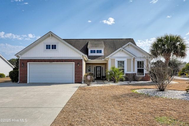 view of front facade featuring a garage