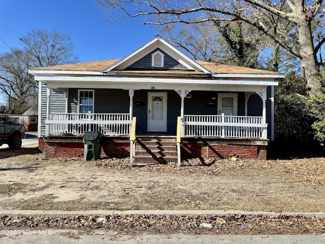 view of front facade featuring a porch