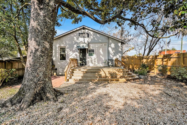 view of front of home