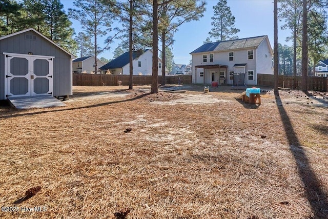 view of yard with a shed