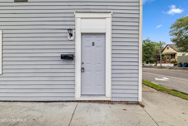 view of entrance to property