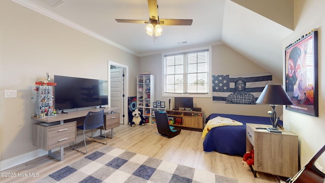 office area featuring ceiling fan, ornamental molding, and light hardwood / wood-style floors