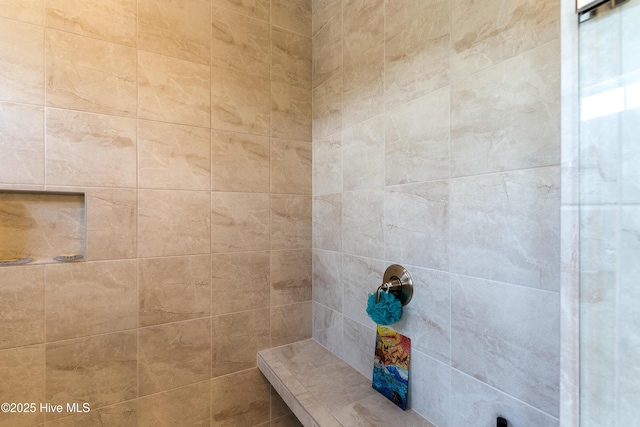 3604 Haughton Ln, Castle Hayne, NC 28429 - full bath with a tile shower