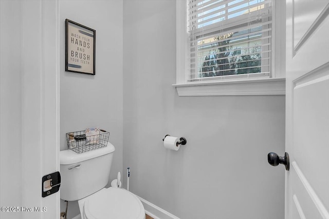 bathroom featuring toilet