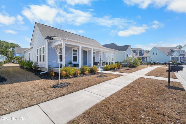 view of front of home featuring a porch