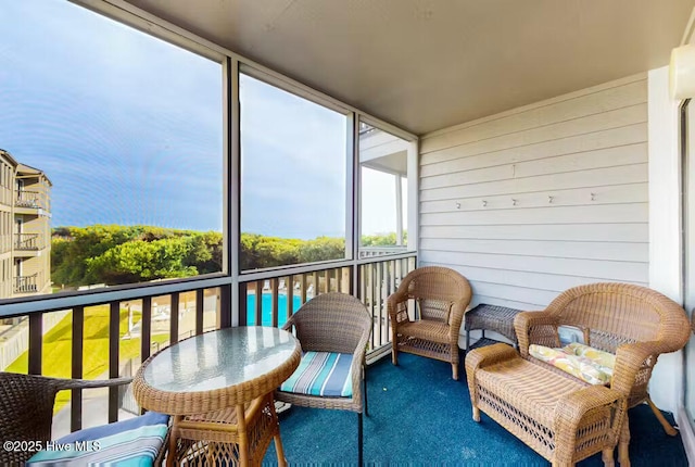 view of sunroom / solarium