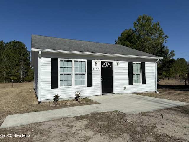 view of front of home