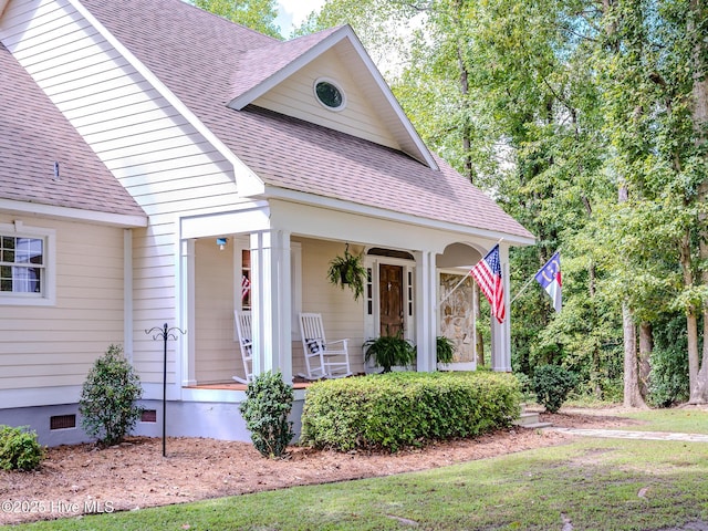 view of front of property with covered porch