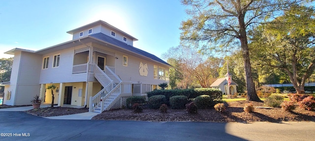 view of front of house