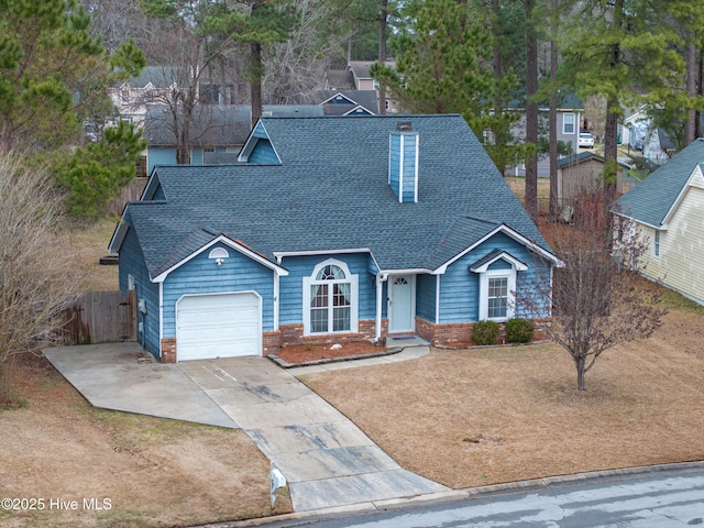 view of front facade with a garage