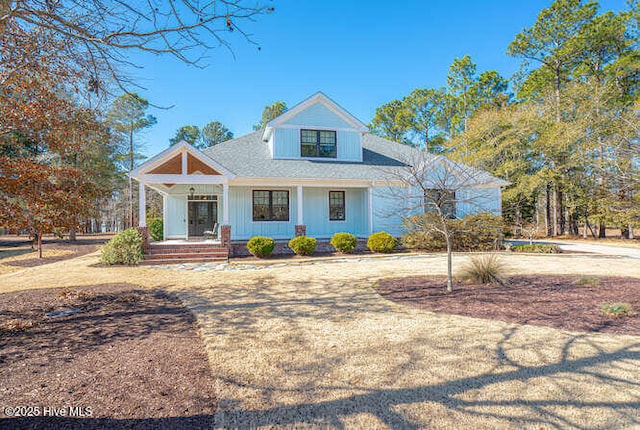 view of front of house with covered porch