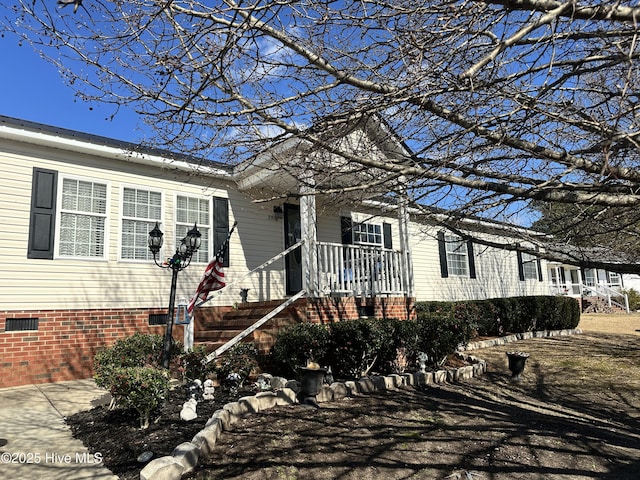 view of front facade