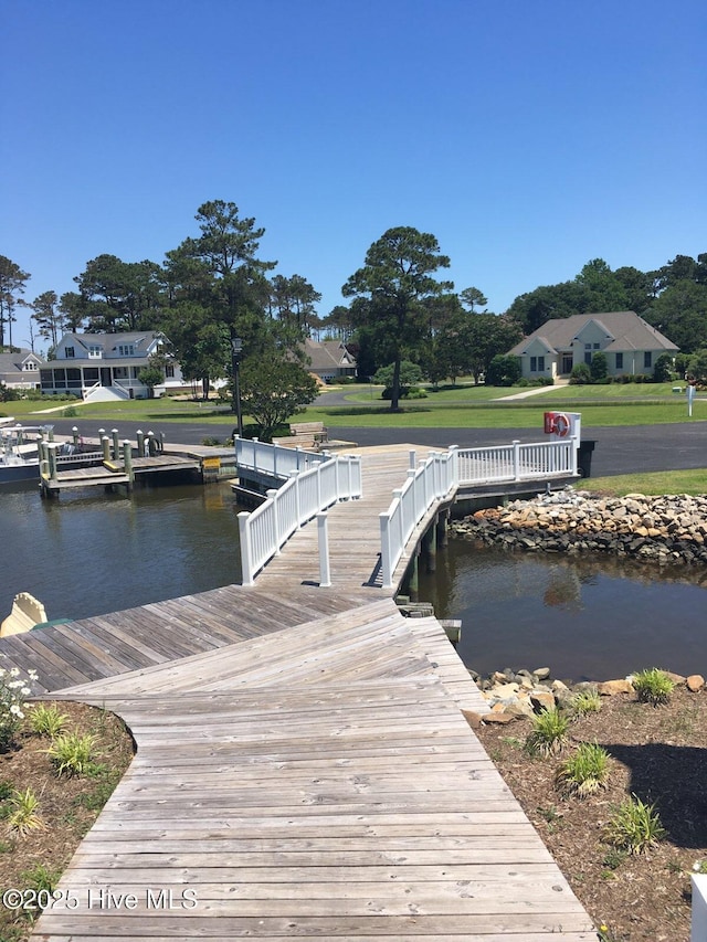 Listing photo 2 for 135 Fort Hugar Way, Manteo NC 27954