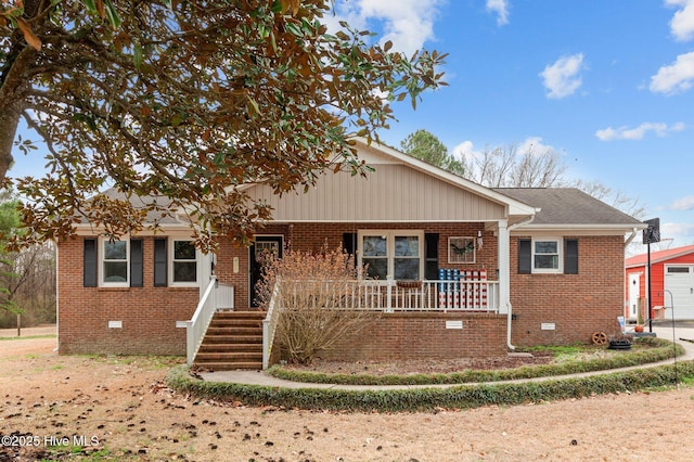 view of front facade with covered porch