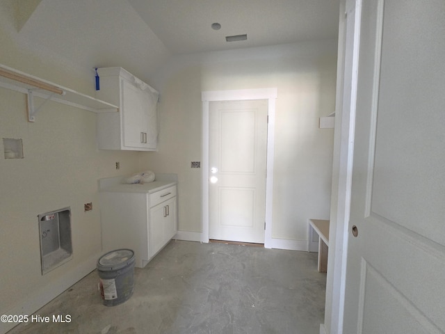 laundry room featuring cabinets and hookup for a washing machine