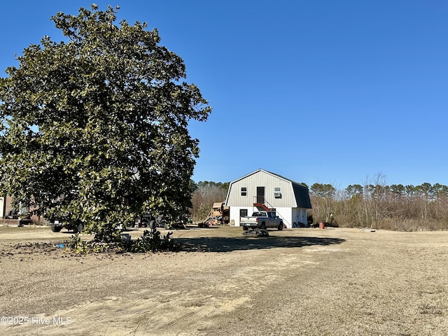 view of side of property