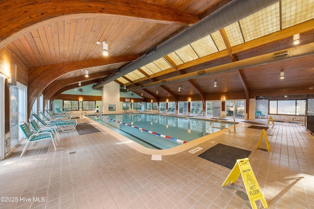 view of swimming pool