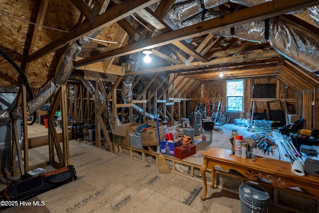 1611 Golfers Ridge Dr SE, Bolivia, NC 28422 - view of attic