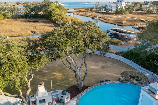 bird's eye view with a water view