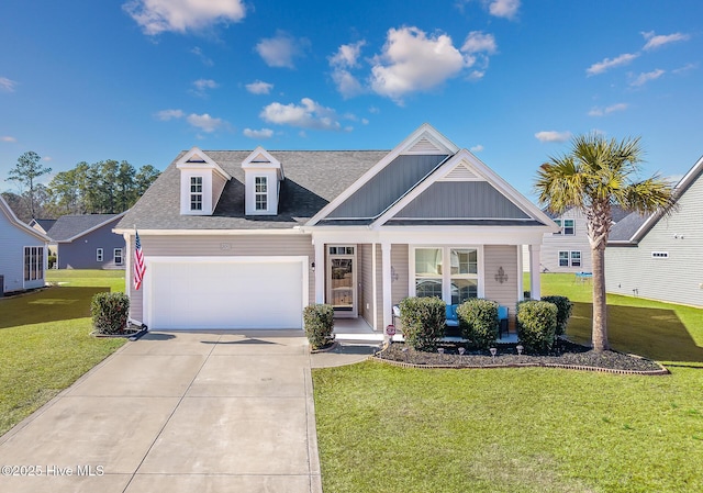 view of front of home featuring a front lawn and covered porch