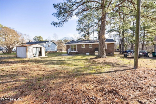 view of yard with a storage shed