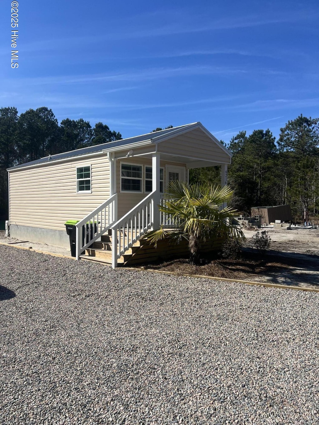 view of manufactured / mobile home