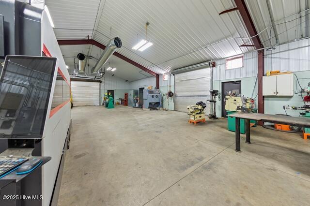 22327 NC Highway 55, Oriental, NC 28571 - garage featuring a workshop area
