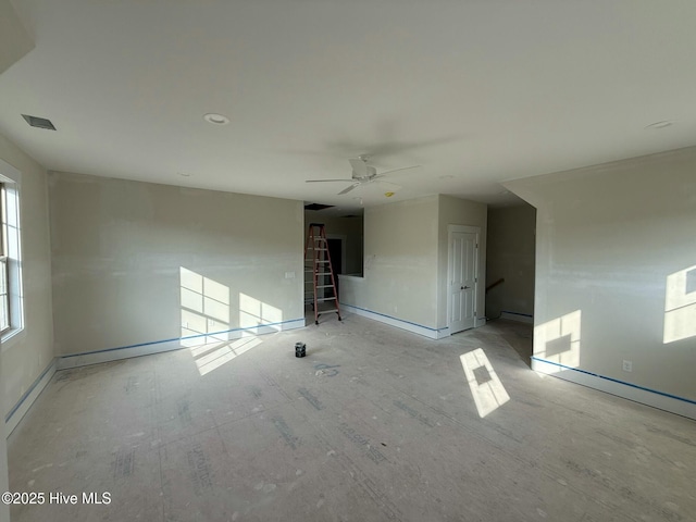 spare room with ceiling fan