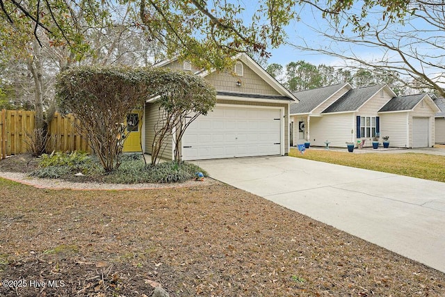 view of front facade featuring a garage