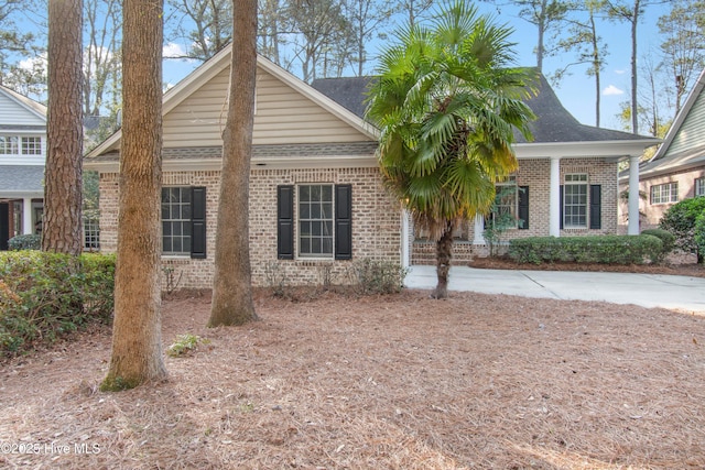 view of front of house