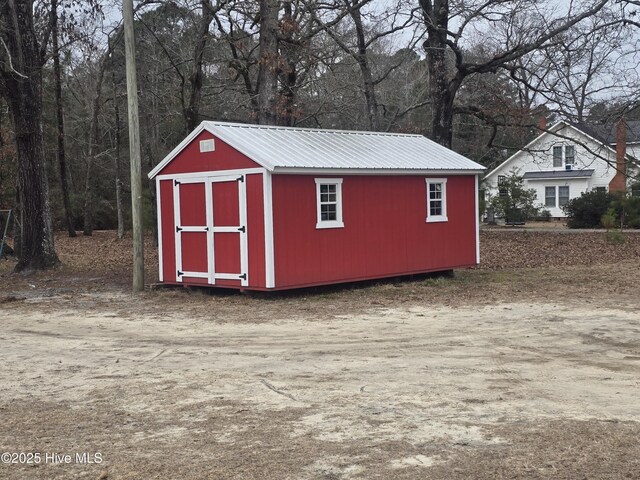 view of outdoor structure