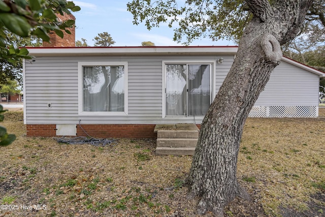3401 Taylor St, Morehead City, NC 28557 - view of front of home featuring a front lawn