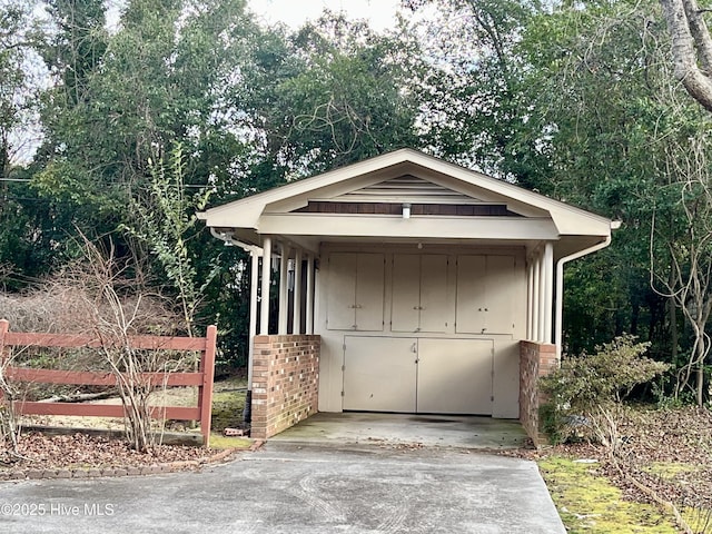 view of outbuilding