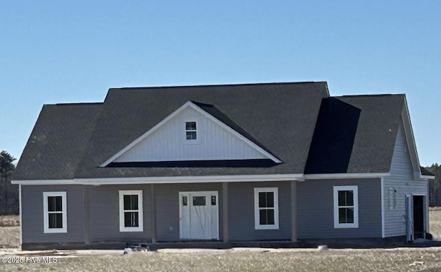 view of front of property with a porch