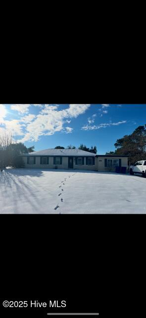 view of front of home