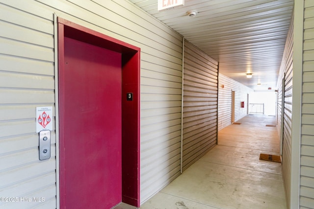 doorway to property with elevator