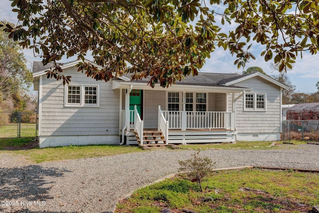 view of front of home featuring a porch