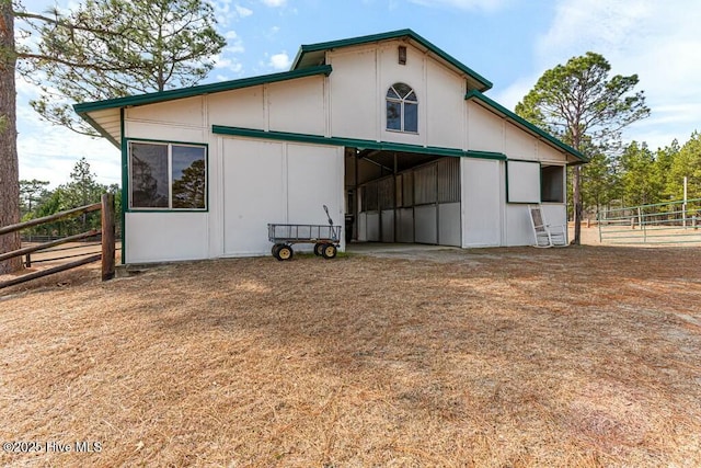 view of outdoor structure with an outdoor structure, an exterior structure, and fence