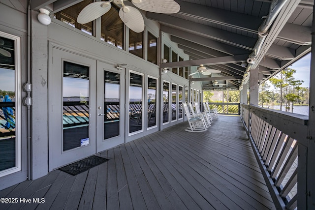 deck with a ceiling fan