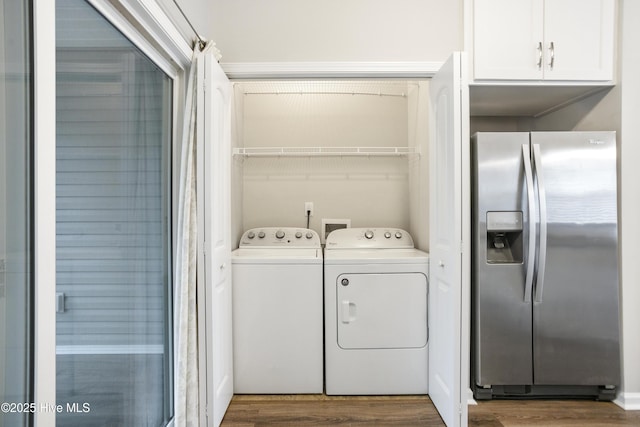 1180 Red Bay Pl, Leland, NC 28451 - washroom featuring washer and dryer, laundry area, and wood finished floors