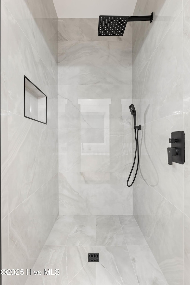 1773 Oakbrook Dr SW, Ocean Isle Beach, NC 28469 - full bath featuring tiled shower