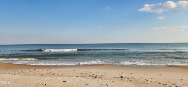 Listing photo 3 for 3820 Island Dr, North Topsail Beach NC 28460