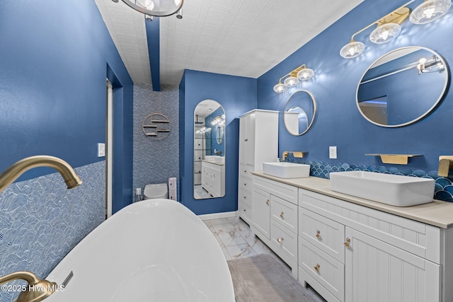 806 Wind Way, New Bern, NC 28560 - spacious closet with marble finish floor
