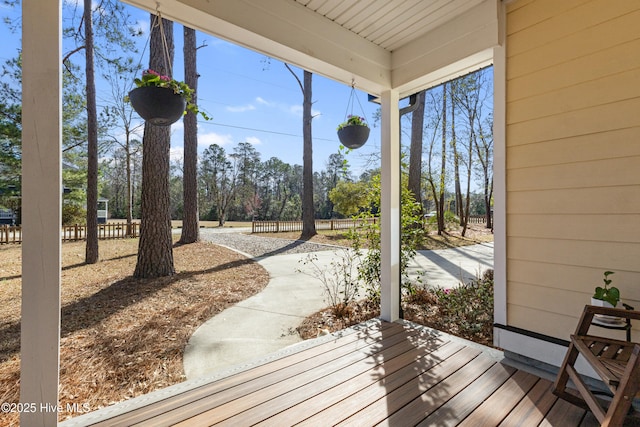 property entrance featuring fence