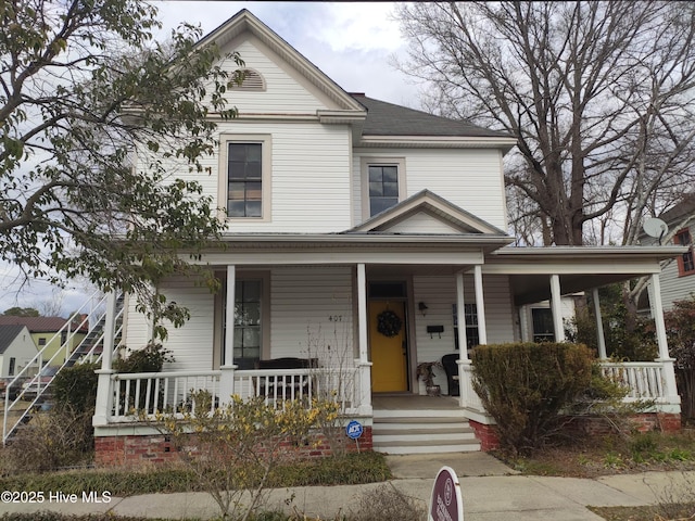 view of front facade with covered porch