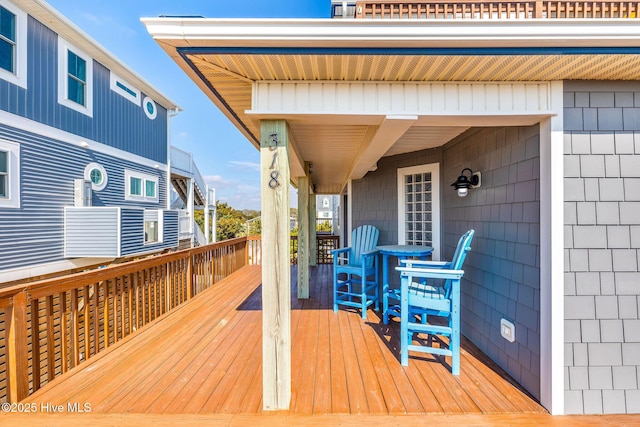 view of wooden deck